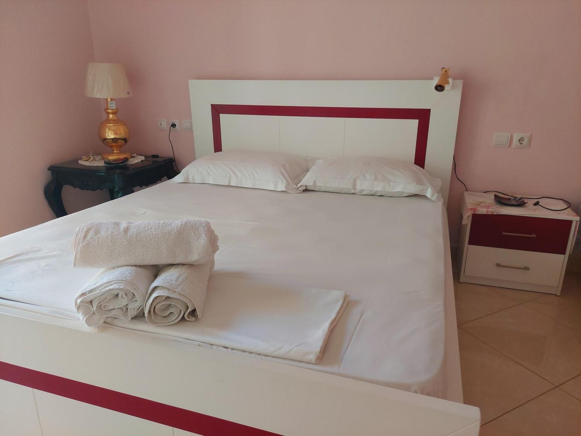 Apartment Adi ساراندا المظهر الخارجي الصورة