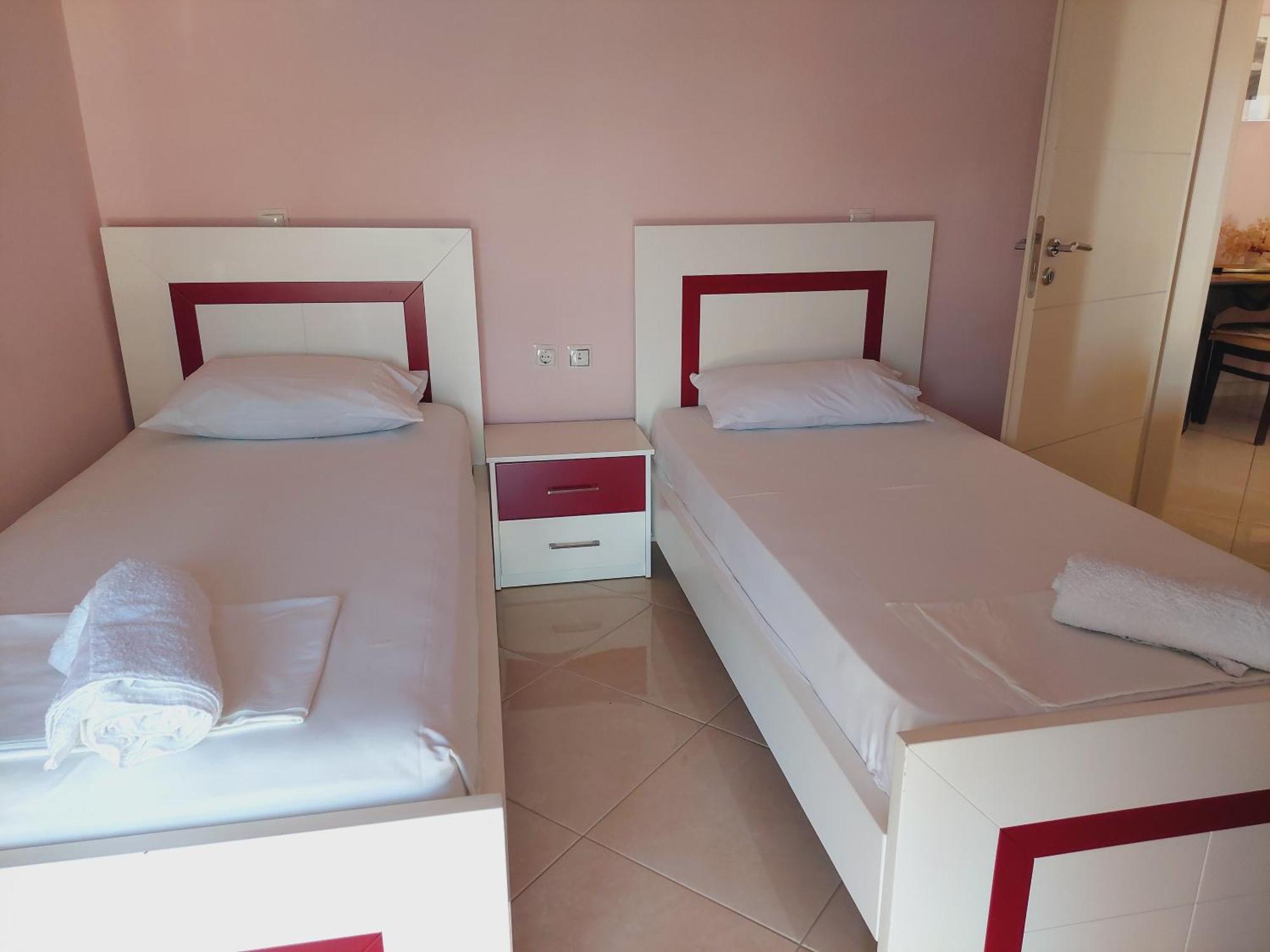 Apartment Adi ساراندا المظهر الخارجي الصورة