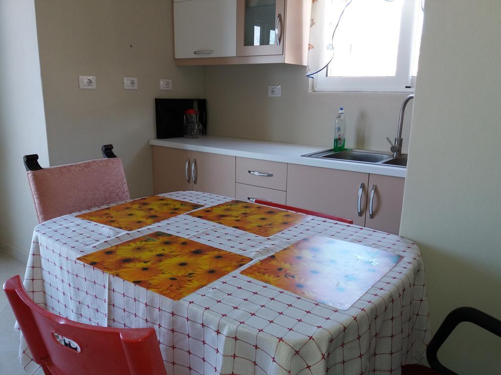Apartment Adi ساراندا المظهر الخارجي الصورة